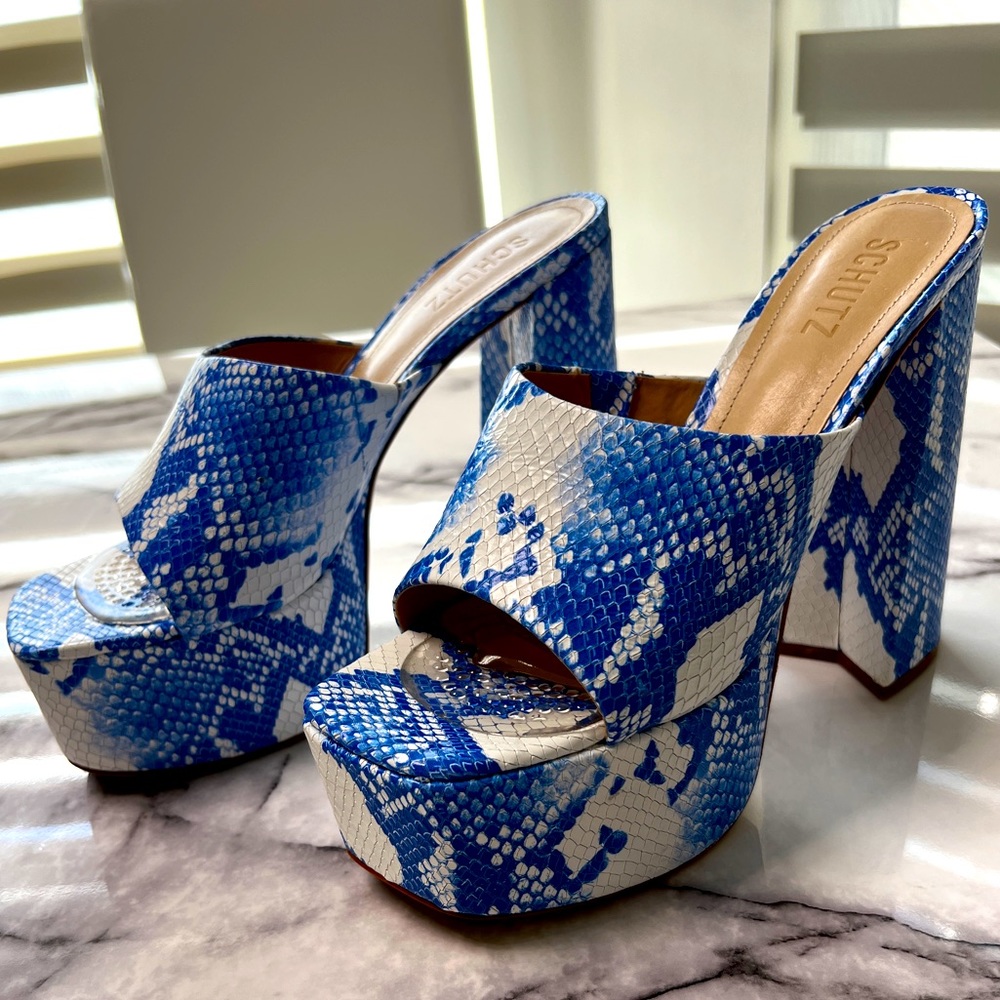 SOLD OUT- Schutz Darah Wild Sandal - size 9. Platform in blue snake. Worn once